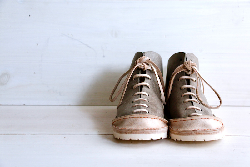 ALASKAレザーを使用した革靴たち